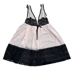 Victoria’s Secret Vintage Sheer Babydoll Slip Lingerie Pink & Black Lace Large
